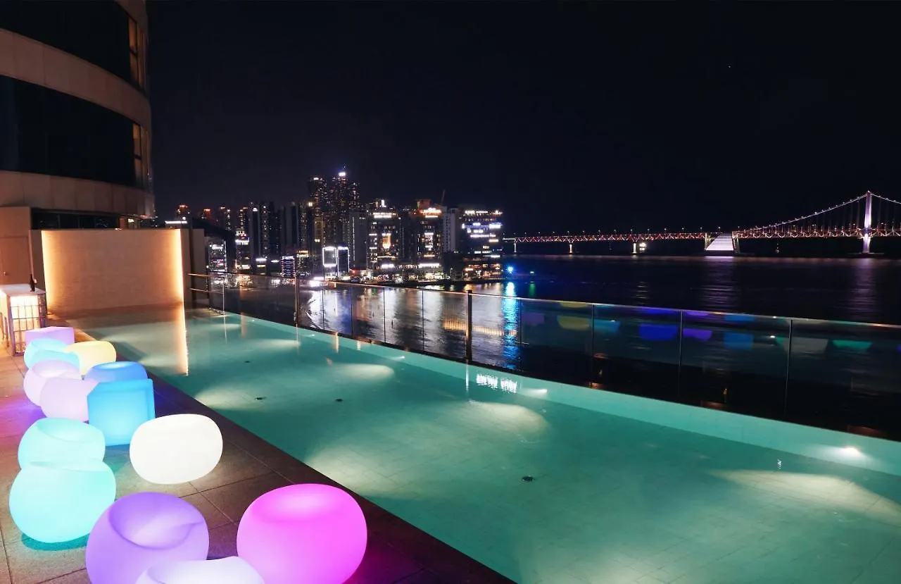 Hotel Aqua Palace Busan