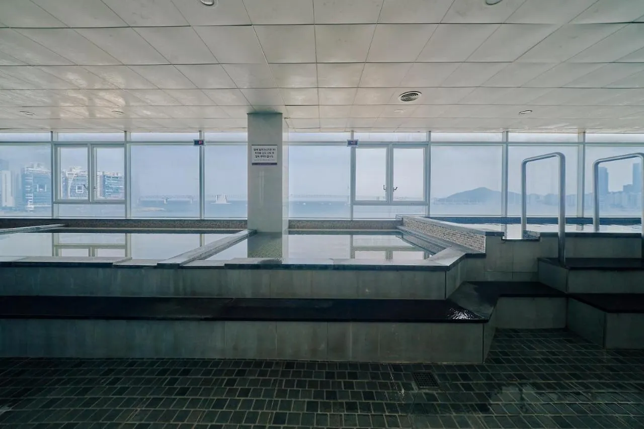 Hotel Aqua Palace Busan