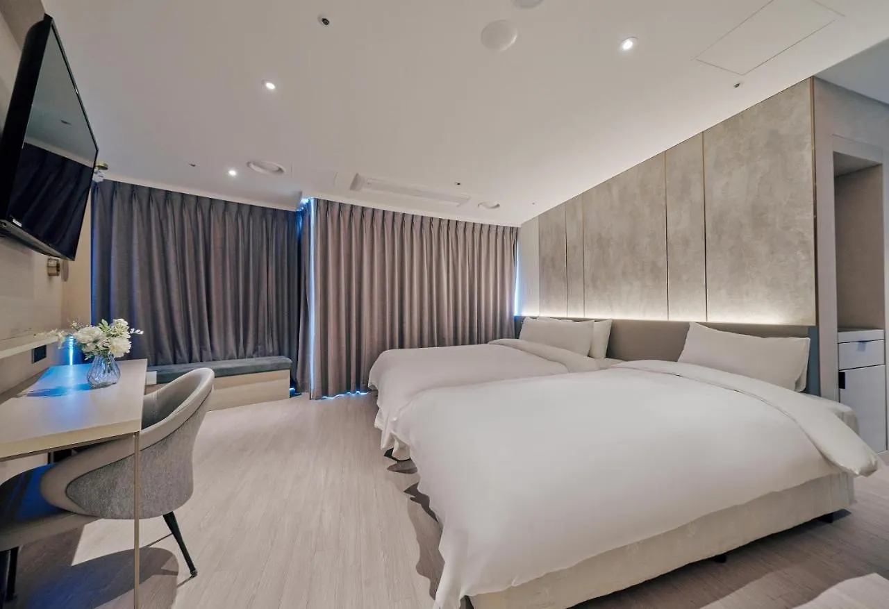 Hotel Aqua Palace Busan