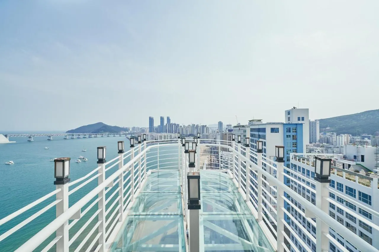 Hotel Aqua Palace Busan