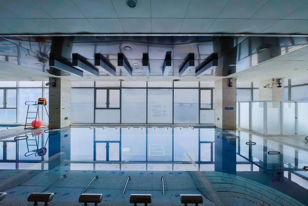 Hotel Aqua Palace Пусан