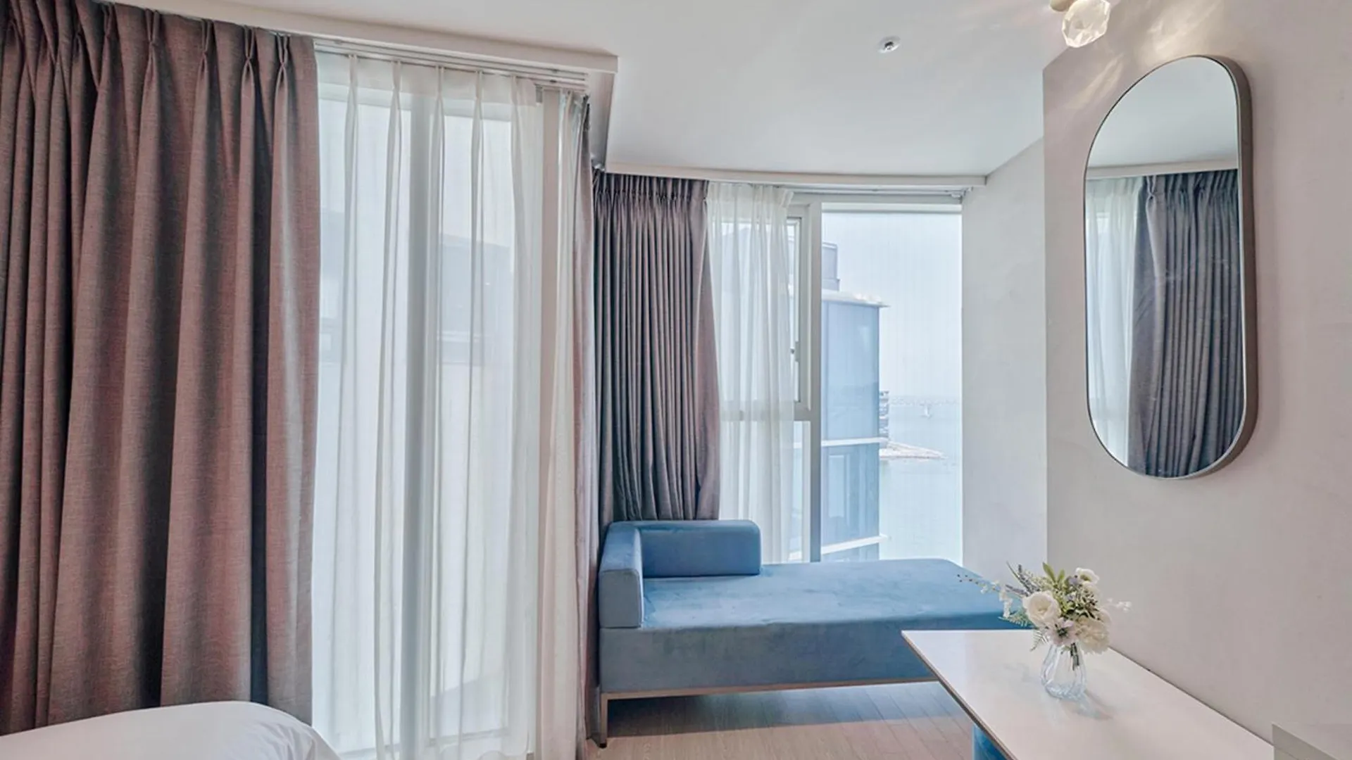 Hotel Aqua Palace Busan 4*,