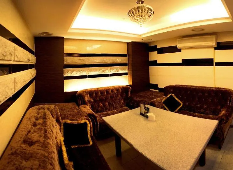 Hotel Aqua Palace Busan