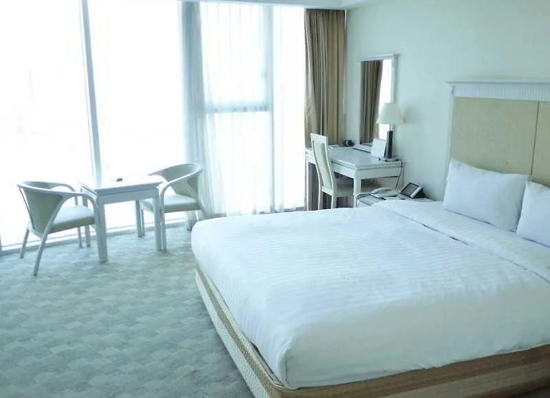 Hotel Aqua Palace Busan 4*,  South Korea