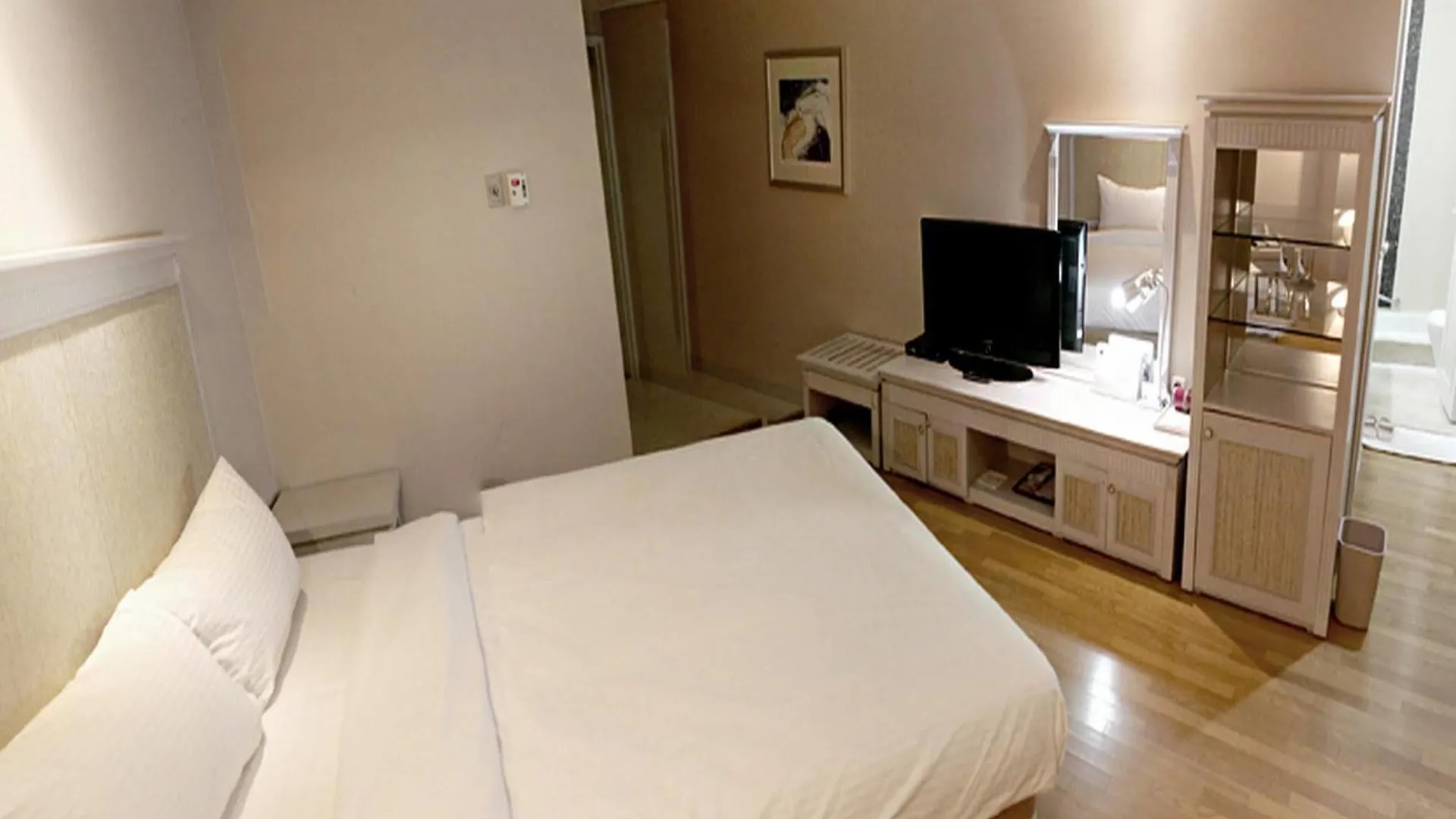 Hotel Aqua Palace Пусан