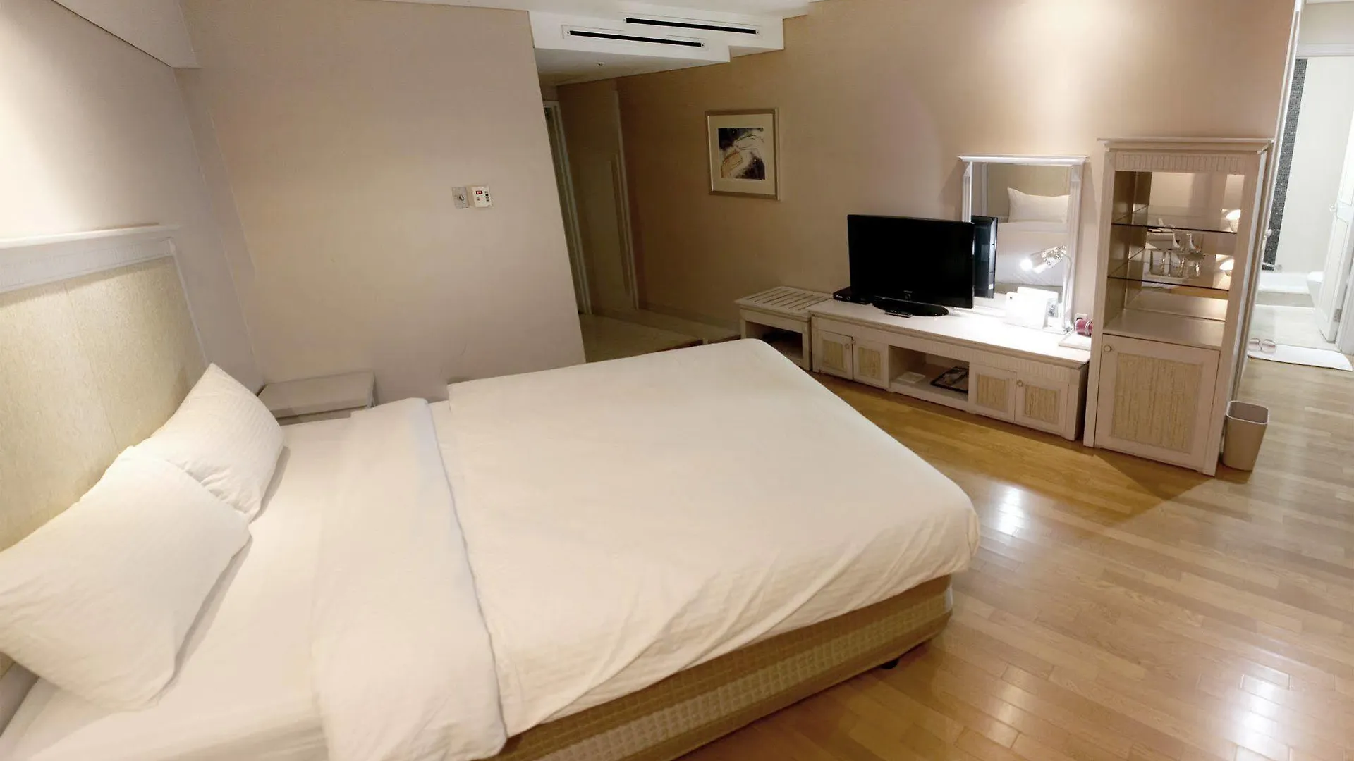 ****  Hotel Aqua Palace Busan South Korea