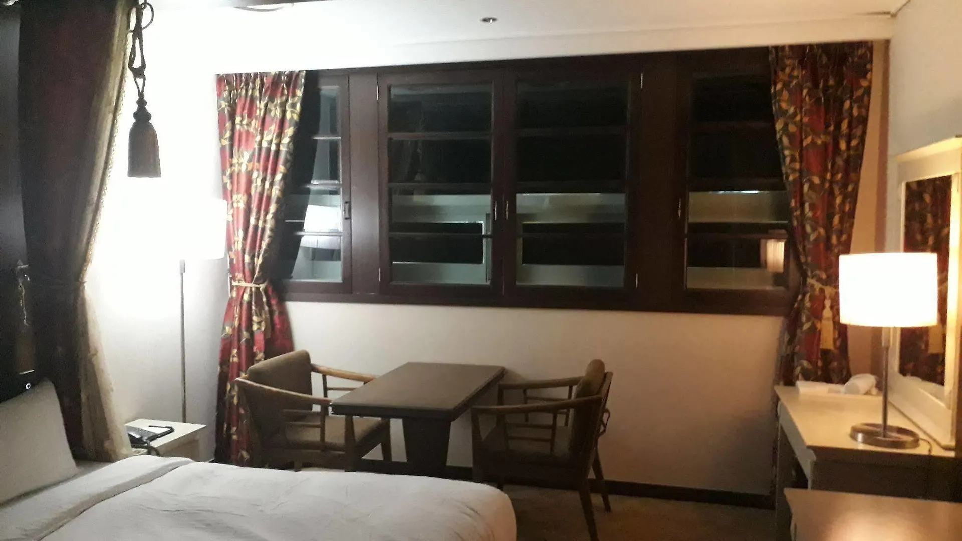 Hotel Aqua Palace Busan