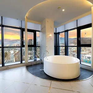 Hotel The Designers Station ***
