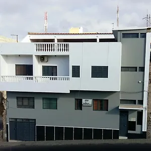 Mix 2 Hostel Mindelo